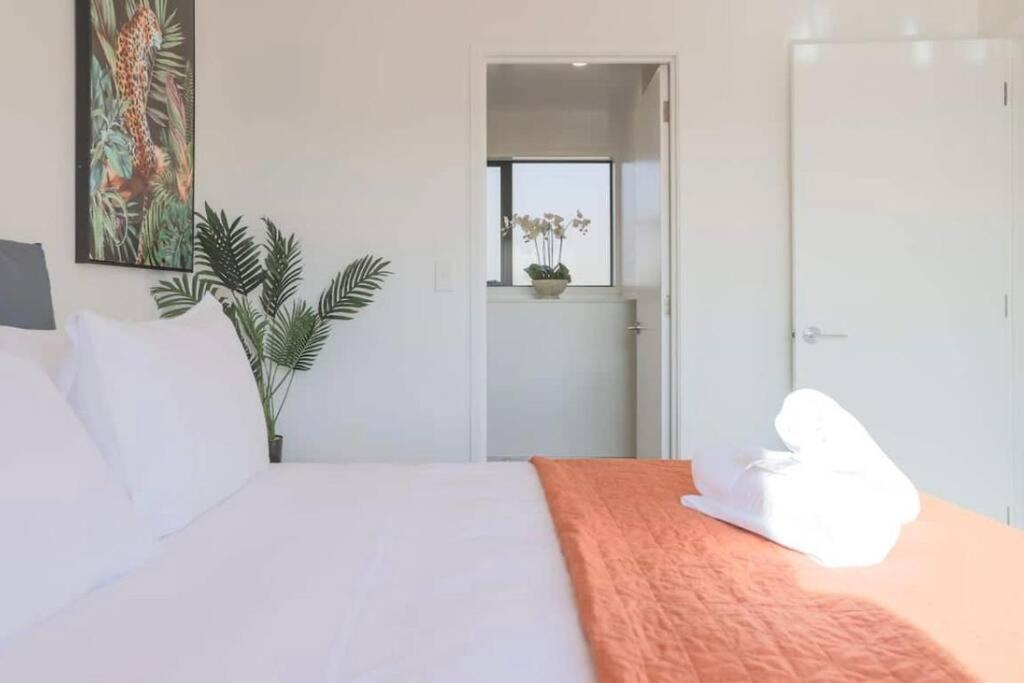 Cbd With Style And Luxury - Free Parking Villa Крайстчърч Екстериор снимка